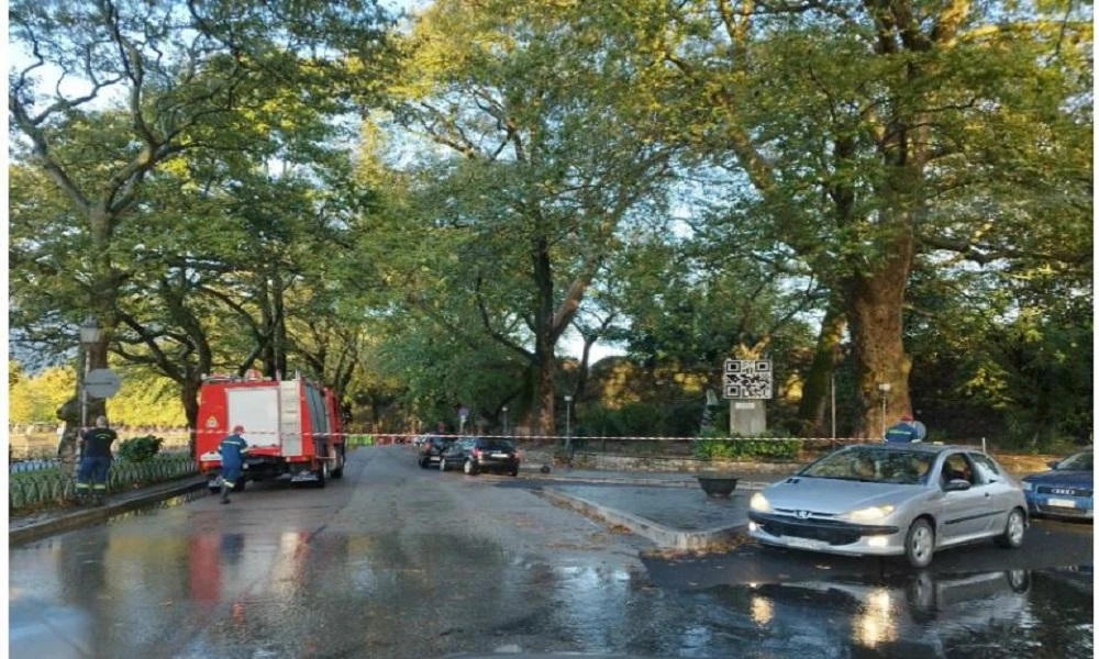 Ιωάννινα: Ξαφνικό μπουρίνι μετέτρεψε τους δρόμους σε ποτάμια